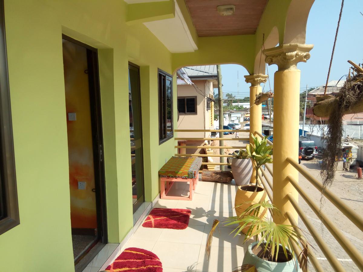 Feehi'S Place Acra Exterior foto